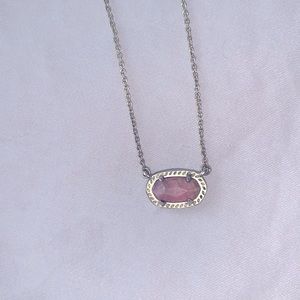 Kendra Scott necklace